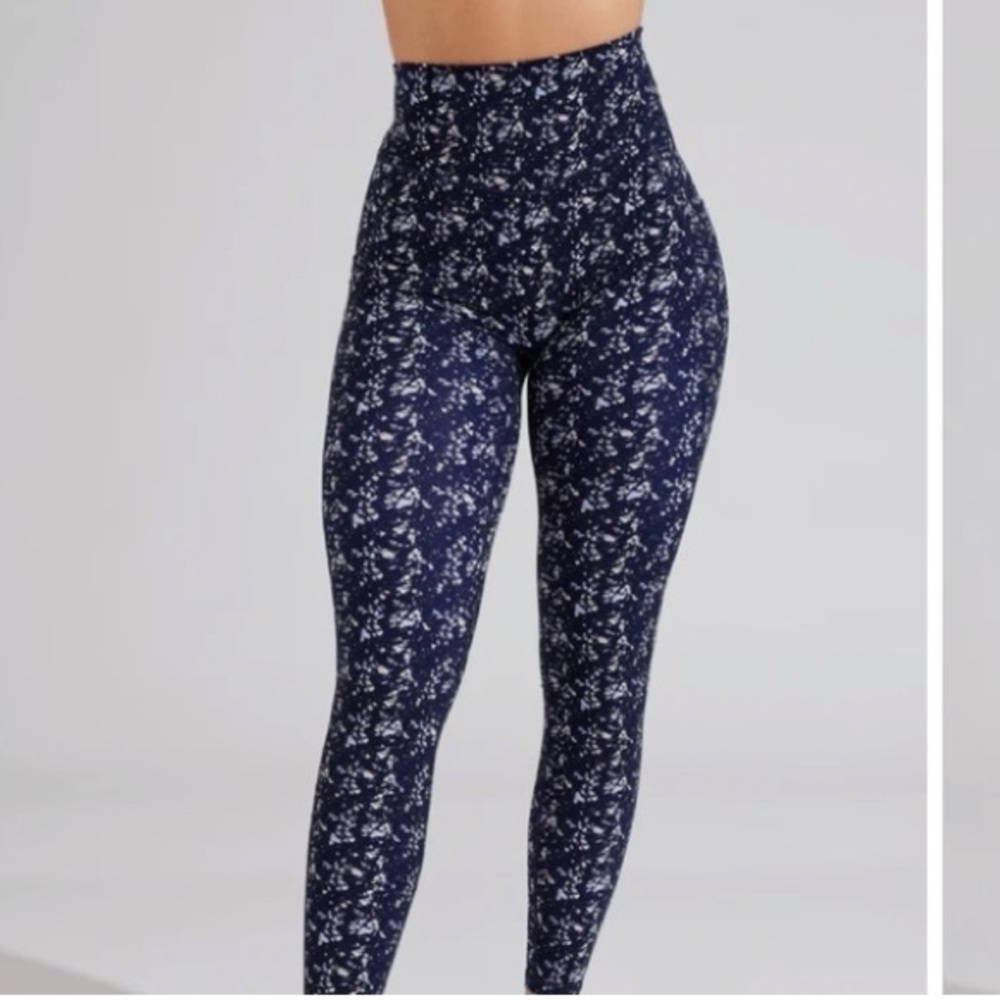 Buffbunny- Terrazzo Rosa Pocket Leggings